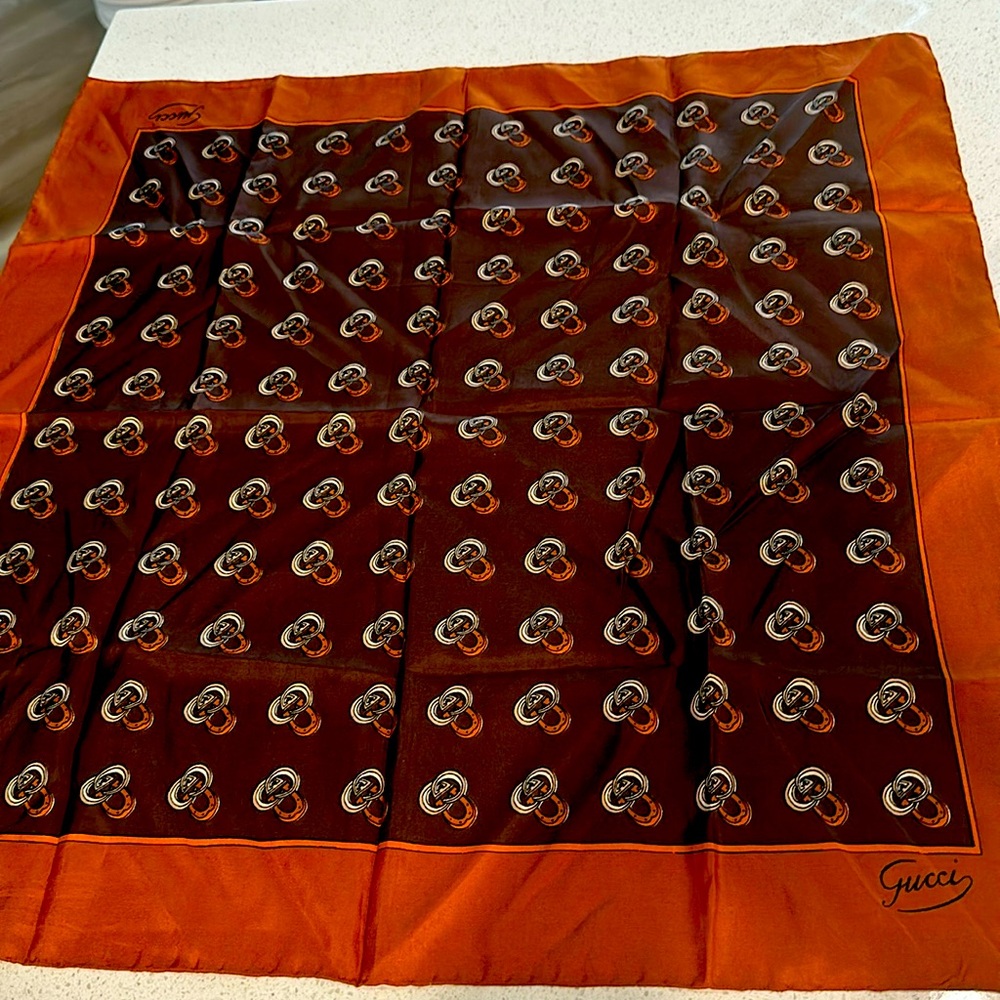 Gucci scarf